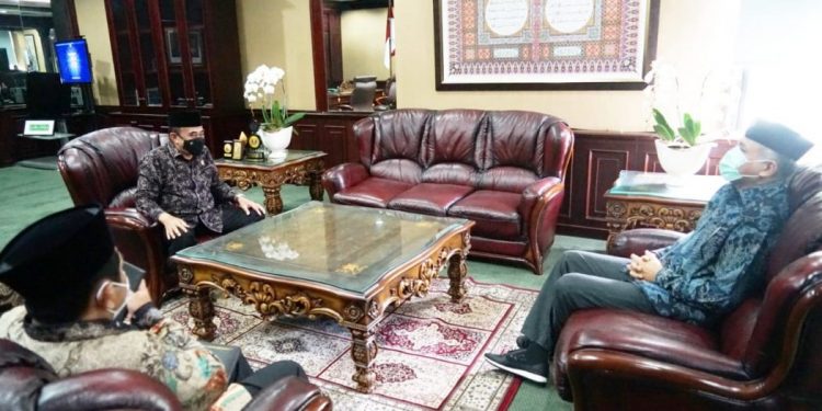 Gubernur Aceh dan Menag RI akan Fasilitasi Penyelesaian Soal Aset UIN Ar Raniry dan Unsyiah