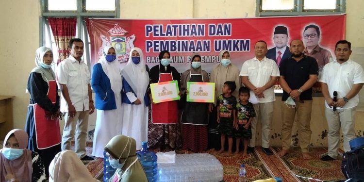 Kadin Aceh Besar Berikan Stimulus Sebagai Dukungan UMKM