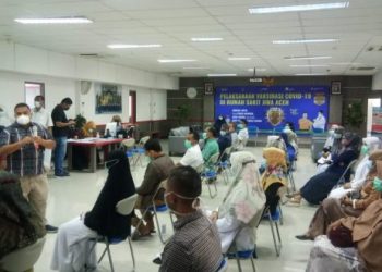 Nakes Pemerintah Aceh Wajib Ikut Program Vaksin Covid-19