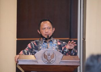 Mendagri Perpanjang PPKM Mikro hingga 22 Maret 2021