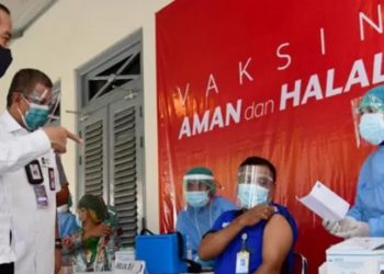 Presiden Jokowi Tinjau Vaksinasi Massal di Kota Yogyakarta