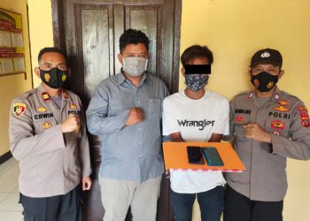 Anggota Polsek Langkahan Tangkap Pencuri HP, Pelaku Masuk Lewat Loteng Saat Pemilik Rumah Tidur