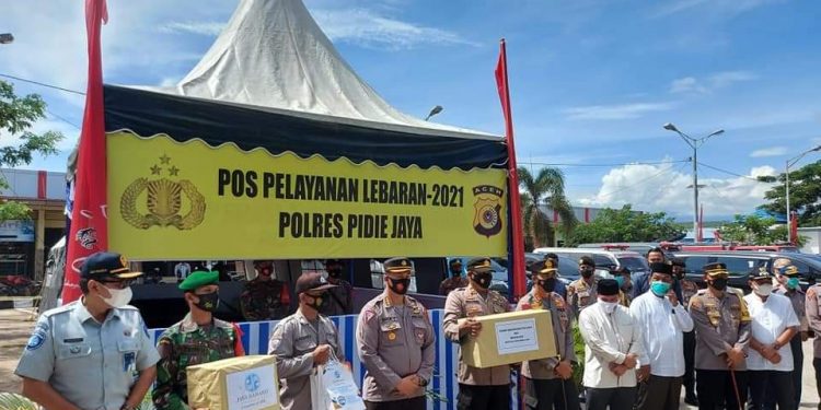 Polda Aceh Berkunjung ke Pos Pelayanan Lebaran Pidie Jaya