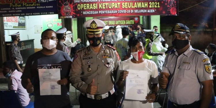 Masuk ke Aceh Wajib Bawa Surat Swab Antigen