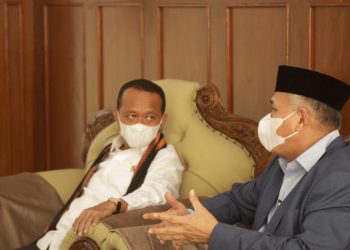 Gubernur Jemput Kedatangan Menteri Investasi di Bandara SIM