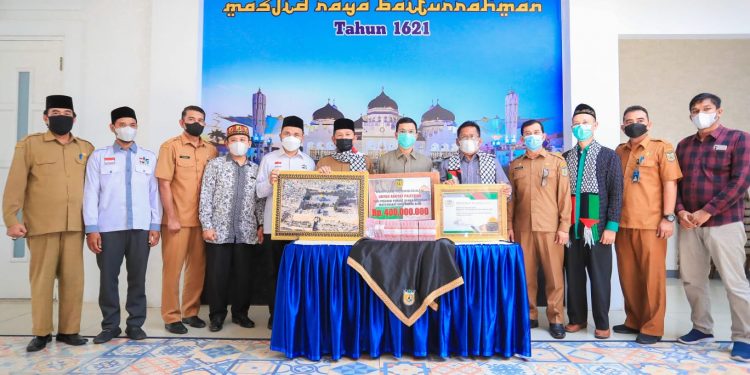 Pegawai Pemko dan Warga Banda Aceh Kumpulkan Rp. 400 Juta Untuk Disumbangkan Ke Palestina