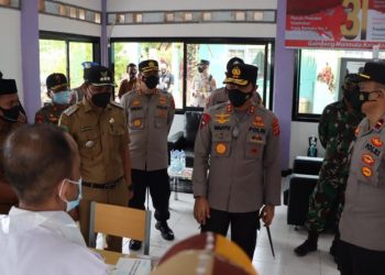 Kapolda Aceh Tinjau Posko PPKM Mikro di  Aceh Jaya