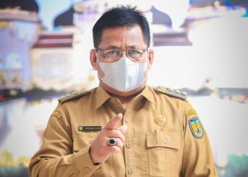 Wali Kota Banda Aceh  meminta Bank Aceh Syariah   Membuka Kantor Cabang Pembantu di Pasar Al-Mahirah