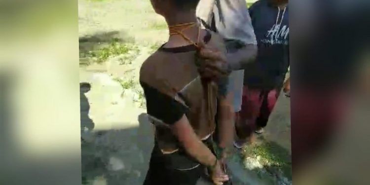 Anak dibawah Umur di Ikat  Leher Viral Di Medsos, ini Kata Kapolsek