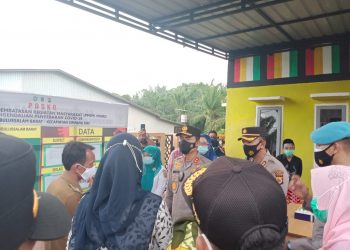 Kapolda Aceh Irjen Pol Wahyu Widada, beserta rombongan meninjau Posko  PPKM Subulussalam