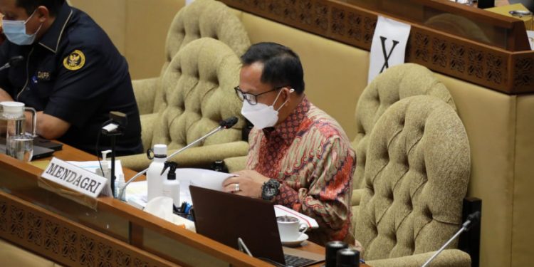 Inmendagri : Mal, Restoran, dan Warkop Buka Sampai Pukul 20.00 Wib