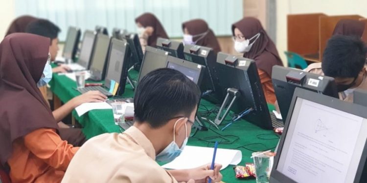 MAN 1 Banda Aceh Raih 27 Medali Olimpiade Sains Indonesia 2021