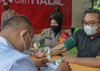 Pegawai Pemerintah Aceh dan Masyarakat Umum Antusias Ikut Vaksinasi Covid-19