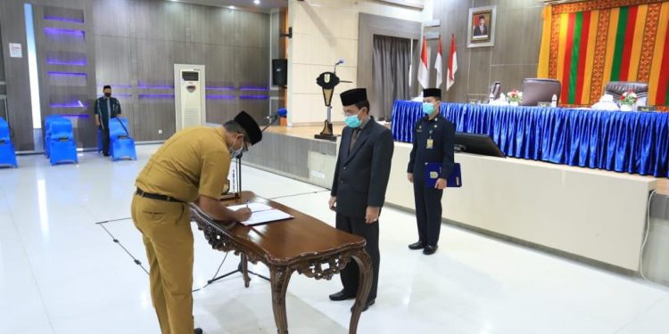 Sekda Kota Kota Banda Aceh Lantik 32 Pejabat Eselon III dan IV