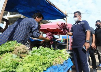 Wali Kota Banda Aceh dan Pejabat Rame-Rame Belanja di Pasar Al Mahirah