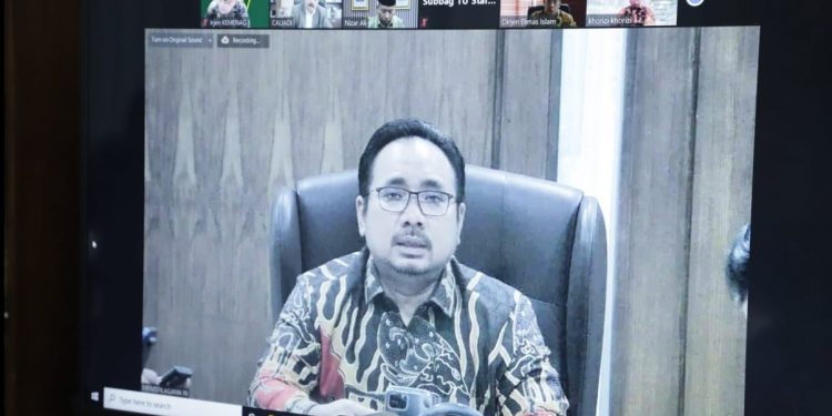 Menteri Agama Minta Umat Beragama untuk Sementara Beribadah Dirumah Saja