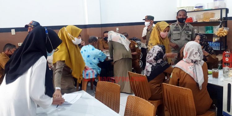 21 PNS dan 10 Tenaga Kontrak Berada di Warkop Saat Jam Dinas Terjaring Razia oleh Satpol PP dan WH Aceh