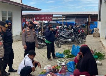 Satgas Covid Aceh Patroli di Pasar Al Mahirah