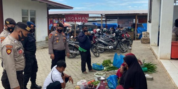 Satgas Covid Aceh Patroli di Pasar Al Mahirah