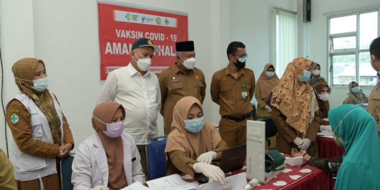 Sekda Aceh : Pemerintah Sedang Fokus Menyukseskan Vaksinasi Massal