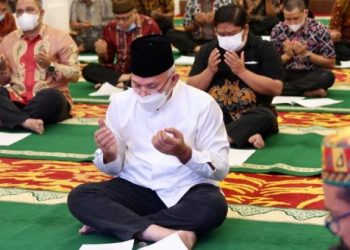 PNS Pemerintah Aceh Gelar Doa Bersama