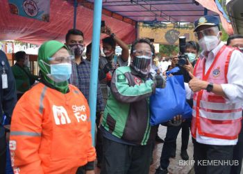Kemenhub Berikan Bantuan kepada Ojek Online