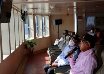 Dari KMP Aceh Hebat, Gubernur Sapa Para Dokter Ahli dalam Pertemuan Dokter Bedah Saraf Indonesia
