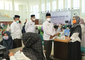 Vaksinasi Massal Pemerintah Aceh Capai 50 Ribu Orang