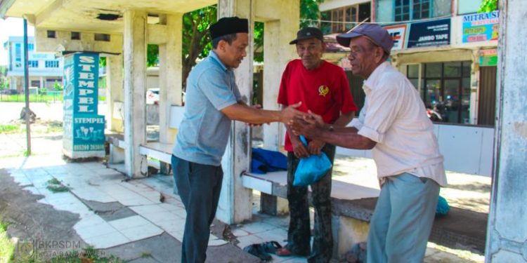 BKPSDM Kota Banda Aceh Bagikan Daging Kurban untuk Warga Kota Kurang Mampu