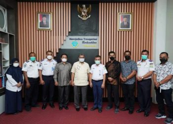 Bupati Seumelu Mengunjungi Dishub Aceh Bahas Infrastruktur Transportasi di Simeulue