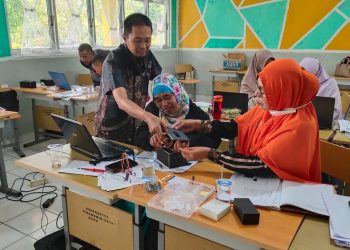 Guru Fisika Bener Meriah Ikut Workhshop Robotik Pertama Di Aceh