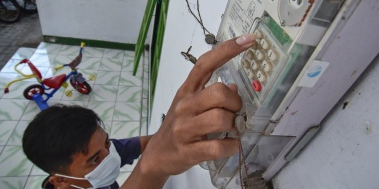 Pemerintah Memperpanjang Diskon Listrik Daya 450 VA dan 900 VA Hingga Desember 2021