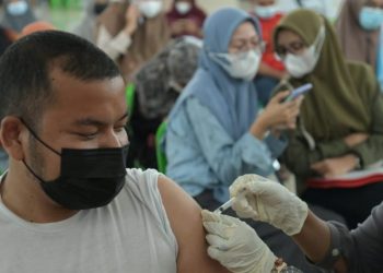 Hari Pertama Digelar Setelah Sepekan Libur, Sebanyak 1.372 Masyarakat Ikut Vaksinasi Massal Covid-19