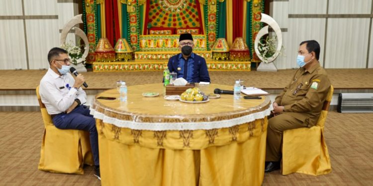 Bahas Peringatan Hari Damai Aceh, Gubernur Terima Audiensi BRA