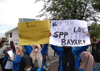 Aksi Mahasiswa UIN Ar-Raniry, Tuntut Normalisasi Kehidupan Rakyat Aceh