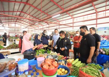 Wali Kota dan Jajaran Kembali Meninjau dan Berbelanja di Pasar Al-Mahirah