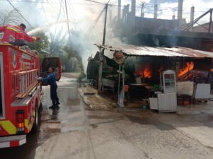 Satu Uni Toko di Lamreung Aceh Besar Terbakar