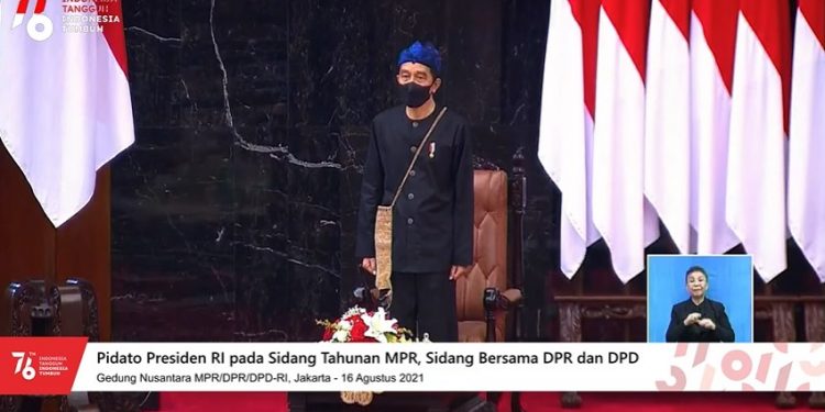 Pidato Kenegaraan 2021: Presiden Hadir Menggunakan Pakaian Adat Baduy