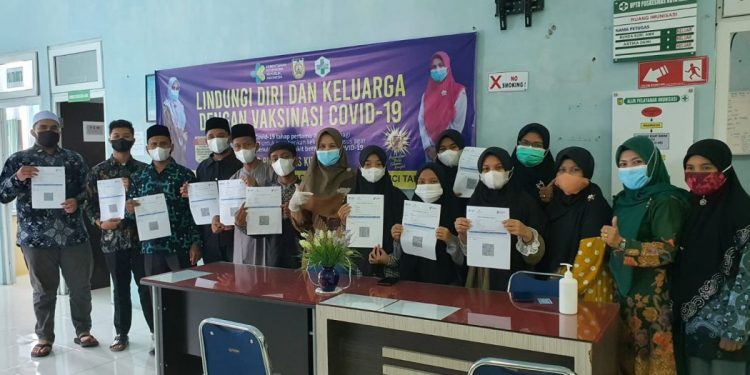 Semua Anggota Kafilah Aceh Jalani Vaksin Jelang STQHN