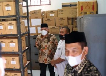 Giliran BEREH Kantor Samsat Simuelue yang Ditinjau oleh Sekda Aceh
