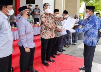 Sekda Aceh Antar Langsung SK Kenaikan Pangkat ASN Simeulue