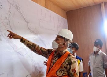 Sekda Aceh Tinjau Pembangunan Irigasi dan Jalan di Simeulue