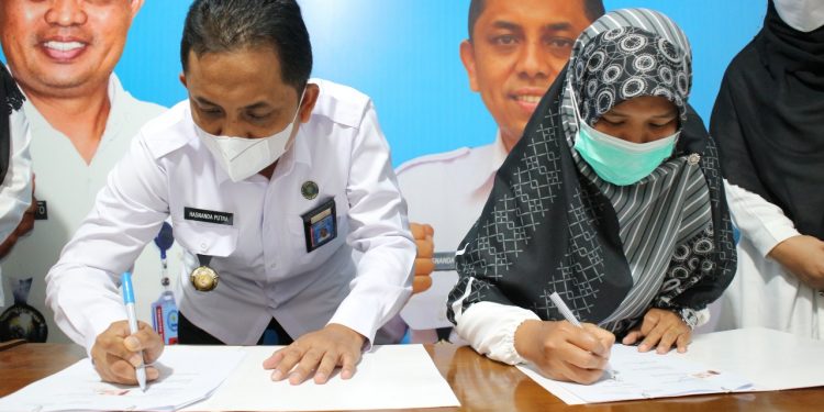 Teken MoU dengan BNN Kota Banda Aceh, MTsS Babun Najah Dukung Sekolah Bersinar