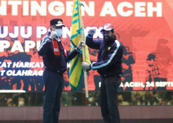 Gubernur Lepas Kontingen Aceh Menuju PON Papua