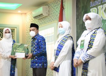 Dyah Menyaksikan Penutupan Rakor BKMT se-Aceh Tahun 2021