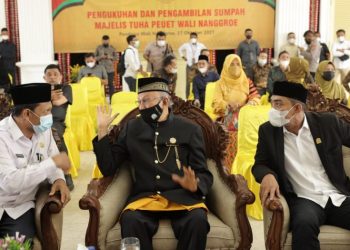 Asisten I Sekda Aceh Hadiri Pengukuhan Anggota Majelis Tuha Peut Wali Nanggroe
