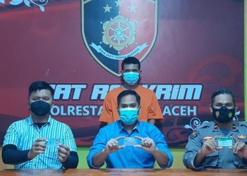 Aksi “Raf ” Berakhir di Kantor Polisi Setelah Kuras ATM milik Orang Dekatnya