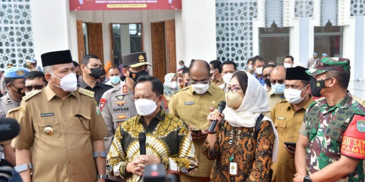 Mendagri Apresiasi Vaksinasi Covid-19 di BACH