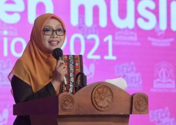 Ketua Dekranasda Aceh Buka Pergelaran Busana Muslim Karya Desainer Muda Aceh