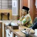 Sekda Kembali Serahkan SK Pensiun dan SK Kenaikan Pangkat ke ASN di seluruh Aceh